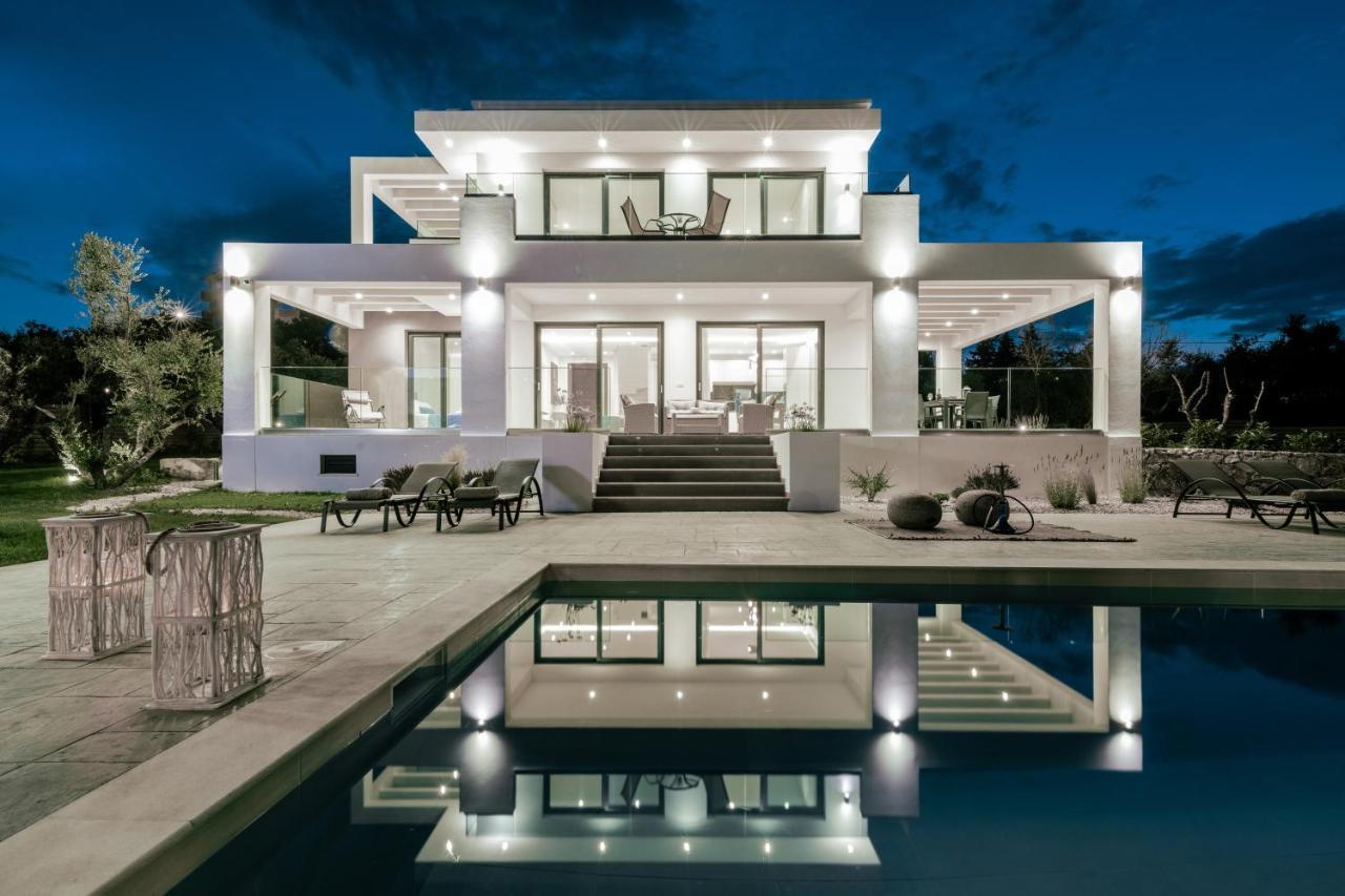 Valentino Luxury Villa Plános Extérieur photo