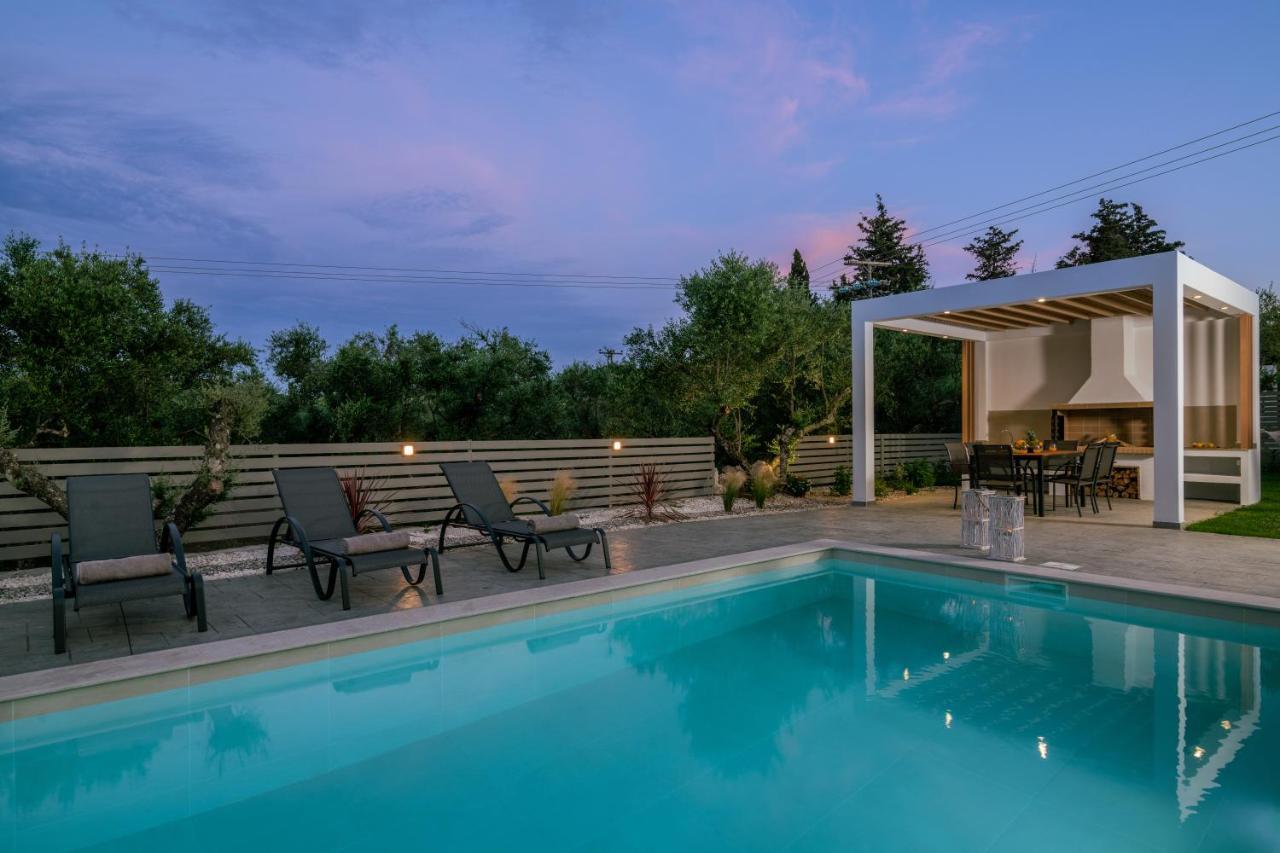 Valentino Luxury Villa Plános Extérieur photo