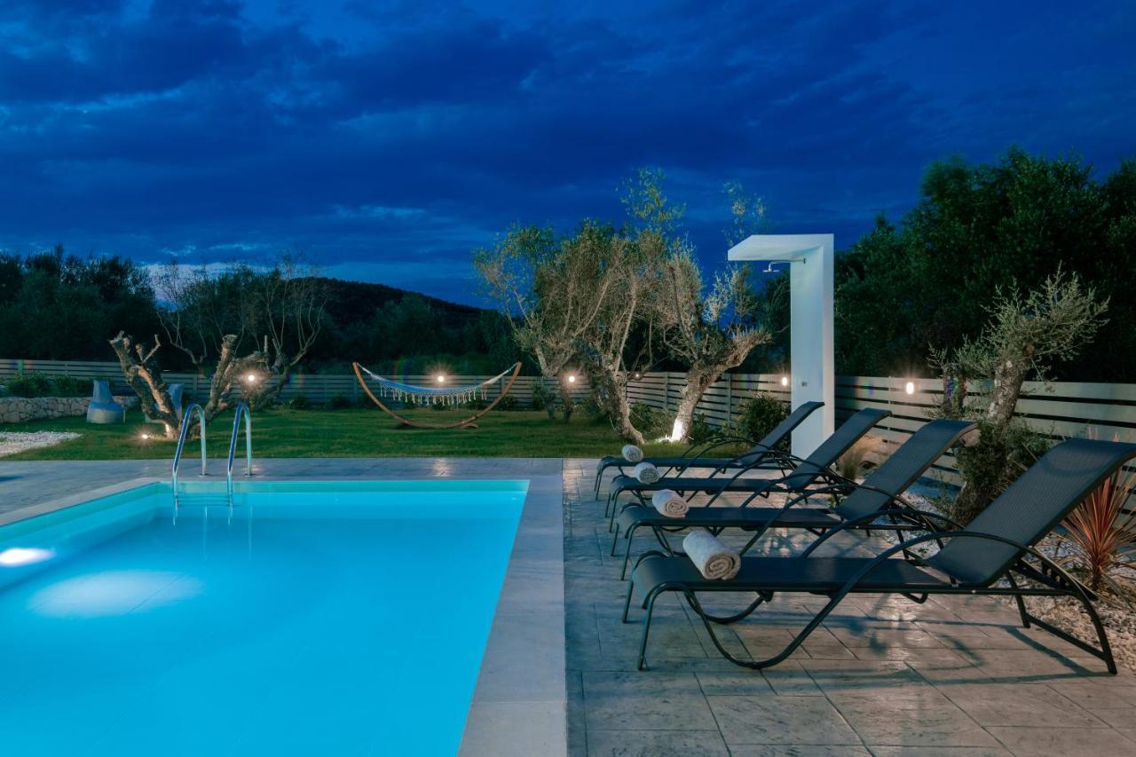 Valentino Luxury Villa Plános Extérieur photo