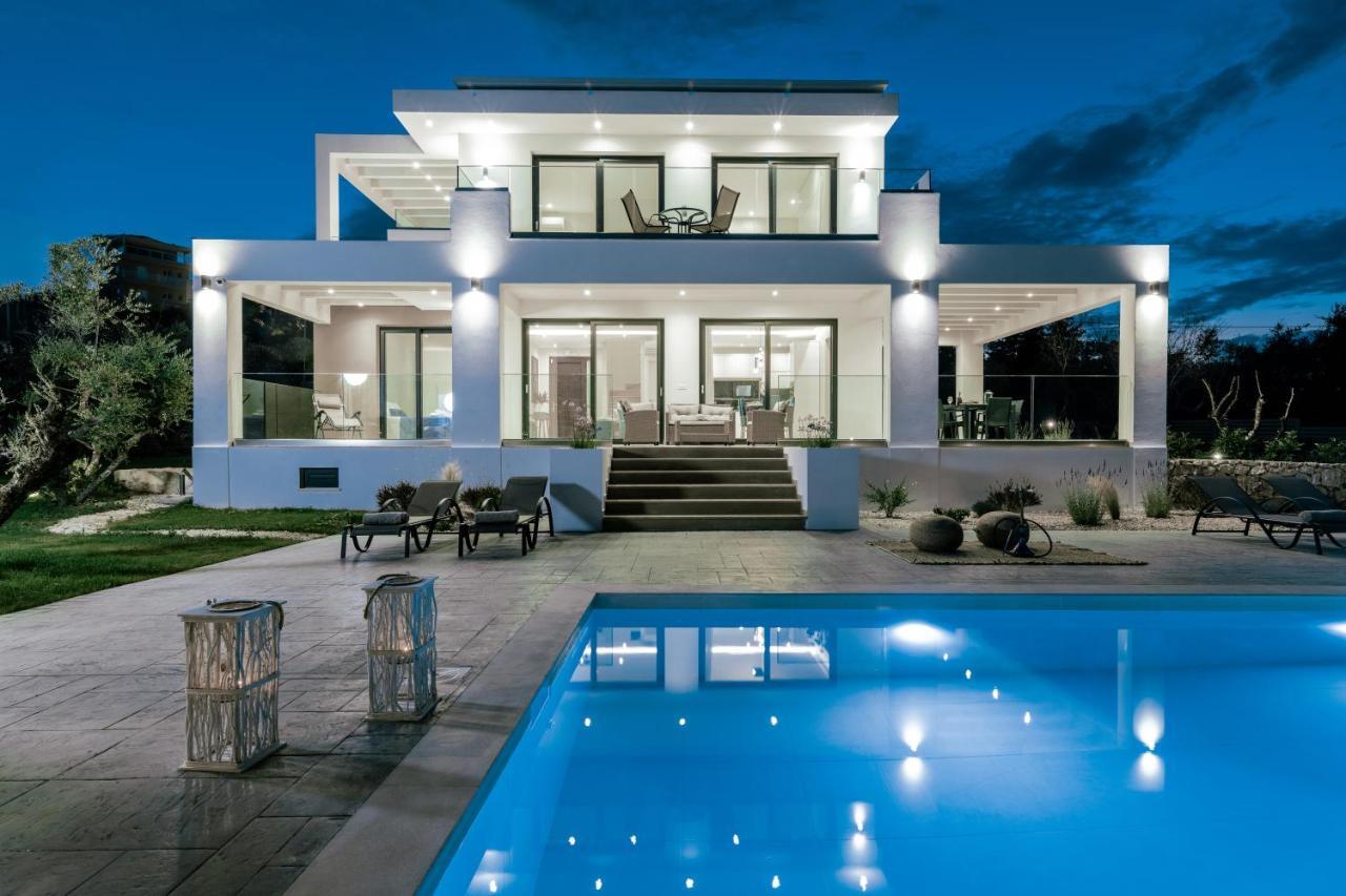 Valentino Luxury Villa Plános Extérieur photo