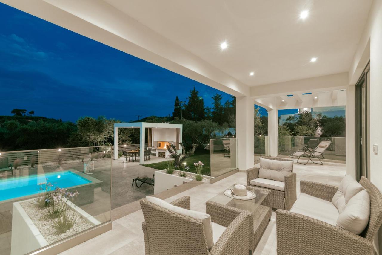Valentino Luxury Villa Plános Extérieur photo